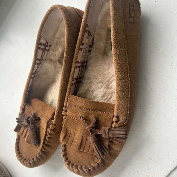 UGG Tan Suede Tassel Moccasins - Picture 2 of 6